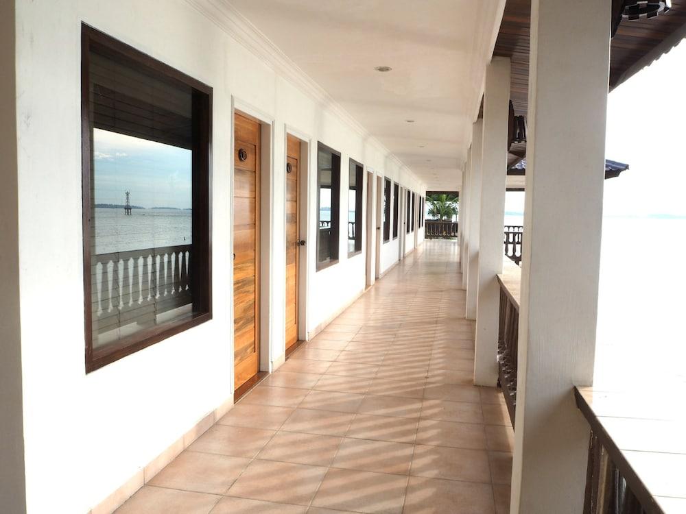 Ktm Resort Batam Sekupang Ngoại thất bức ảnh