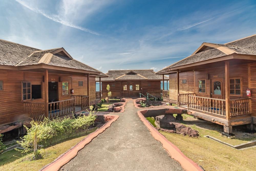 Ktm Resort Batam Sekupang Ngoại thất bức ảnh