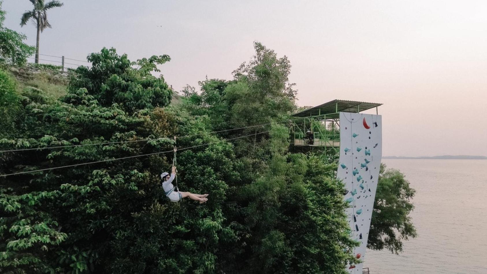 Ktm Resort Batam Sekupang Ngoại thất bức ảnh